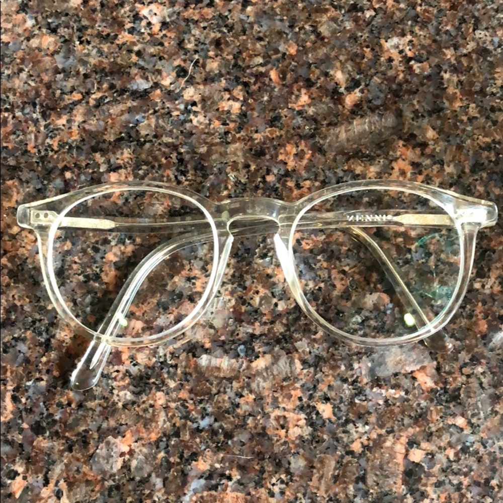 Clear frame glasses